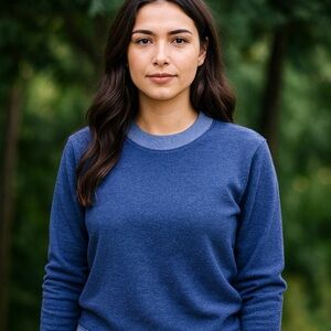 Calvin Klein Blue Crewneck Sweatshirt Size L – Soft Cotton Blend Pullover